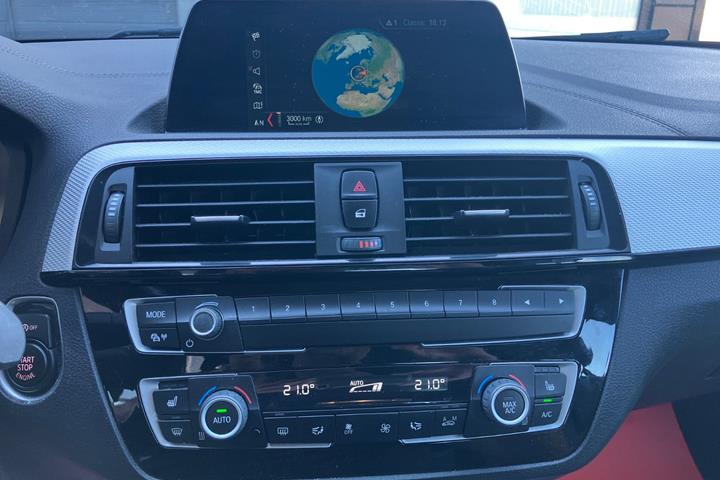 Sort BMW 116i fra 2018