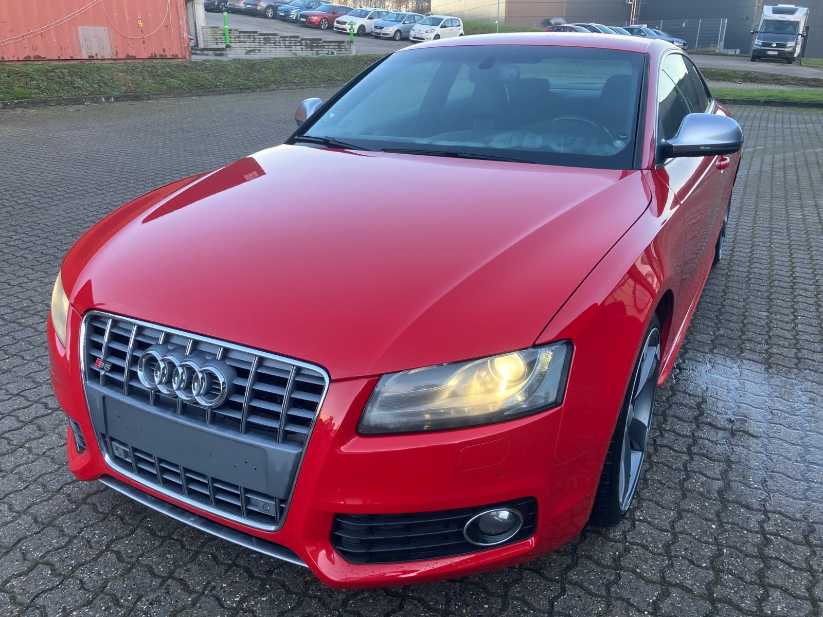 Rød Audi S5 fra 2007