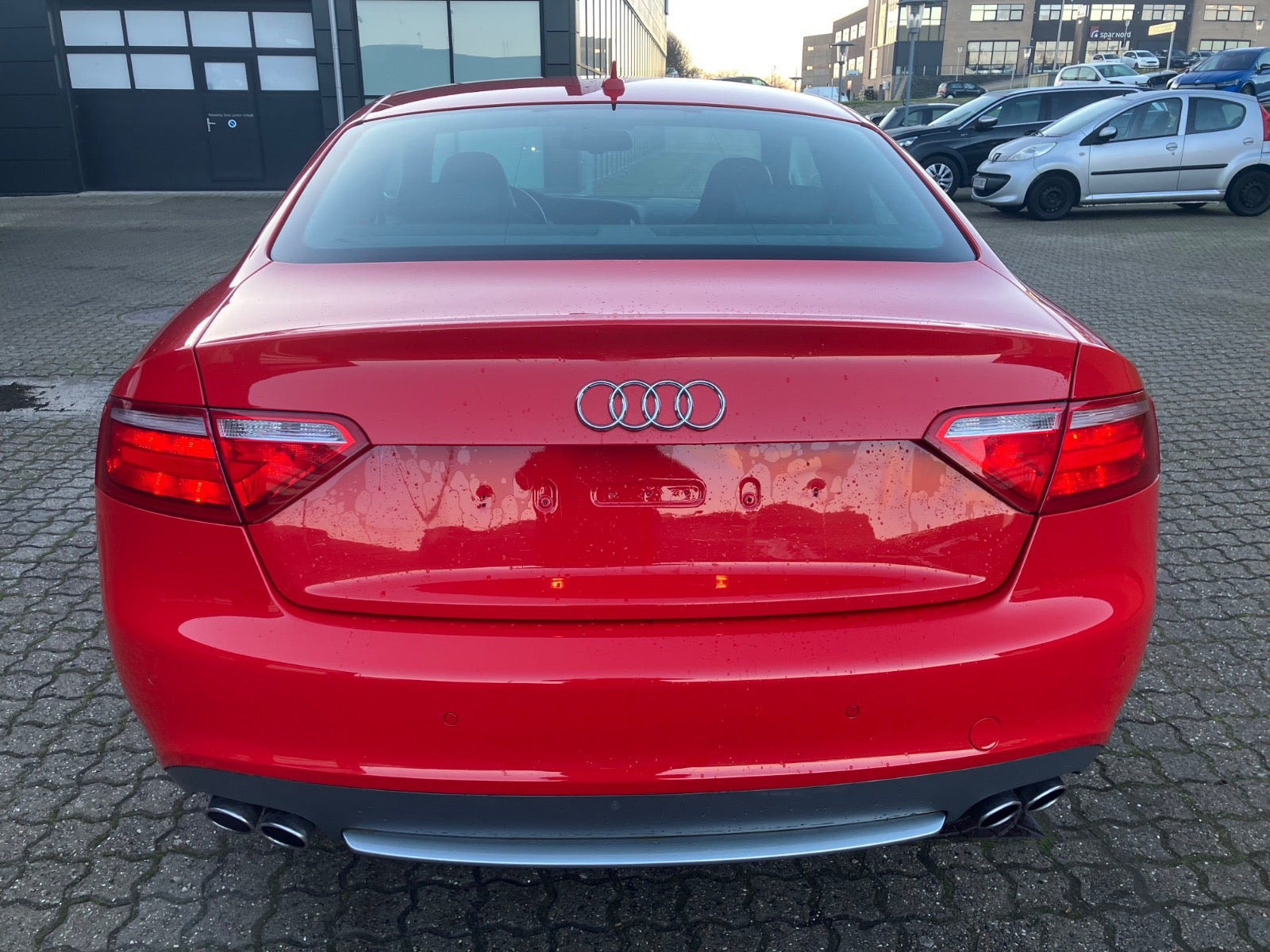 Rød Audi S5 fra 2007