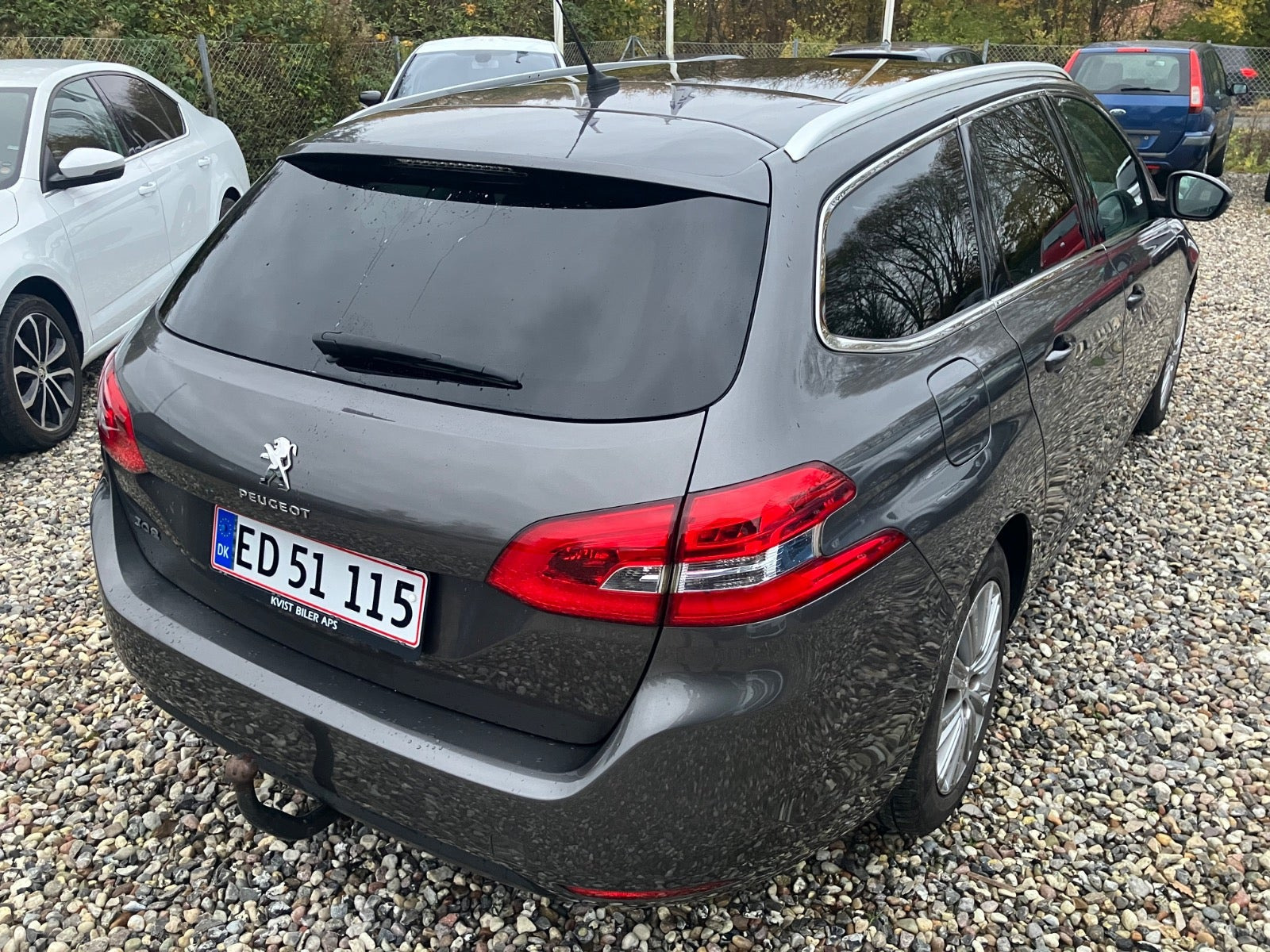 Grå Peugeot 308 fra 2018