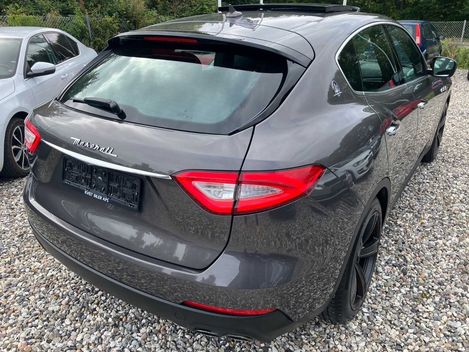 Grå Maserati Levante fra 2016