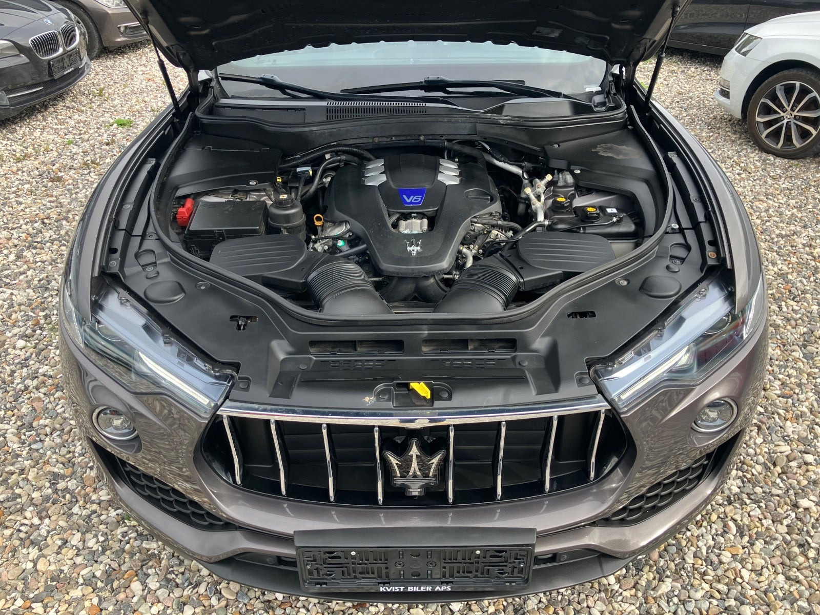 Grå Maserati Levante fra 2016
