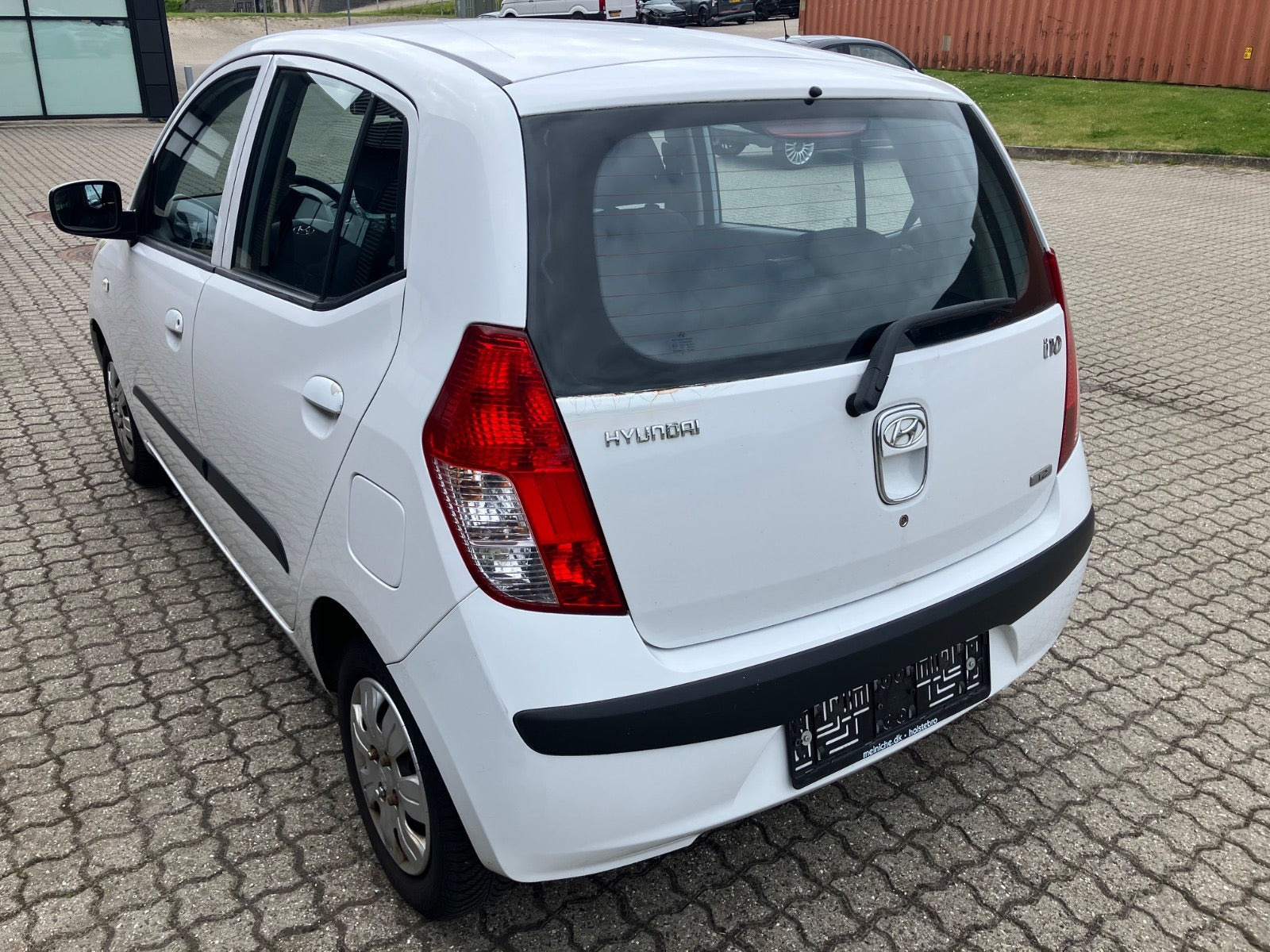 Hvid Hyundai i10 fra 2010