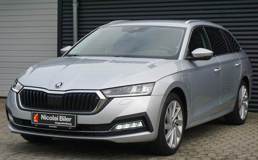 Skoda Octavia 1,4 TSi iV Plus Combi DSG