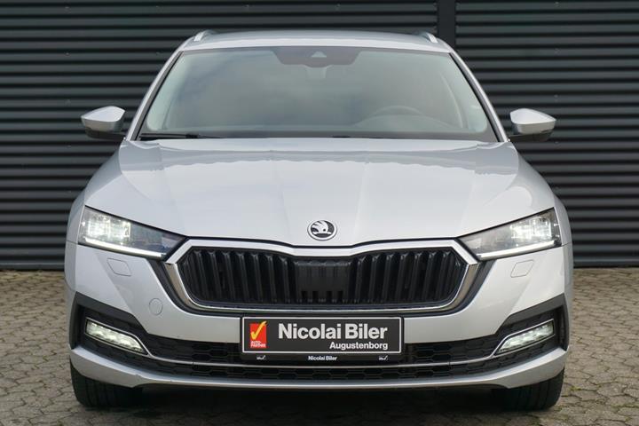 Sølv Skoda Octavia fra 2021