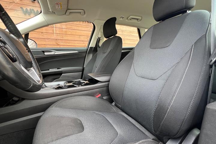 undefined Ford Mondeo fra 2016