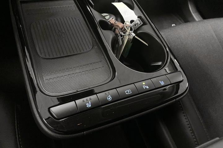 Grå Hyundai Ioniq 5 fra 2025