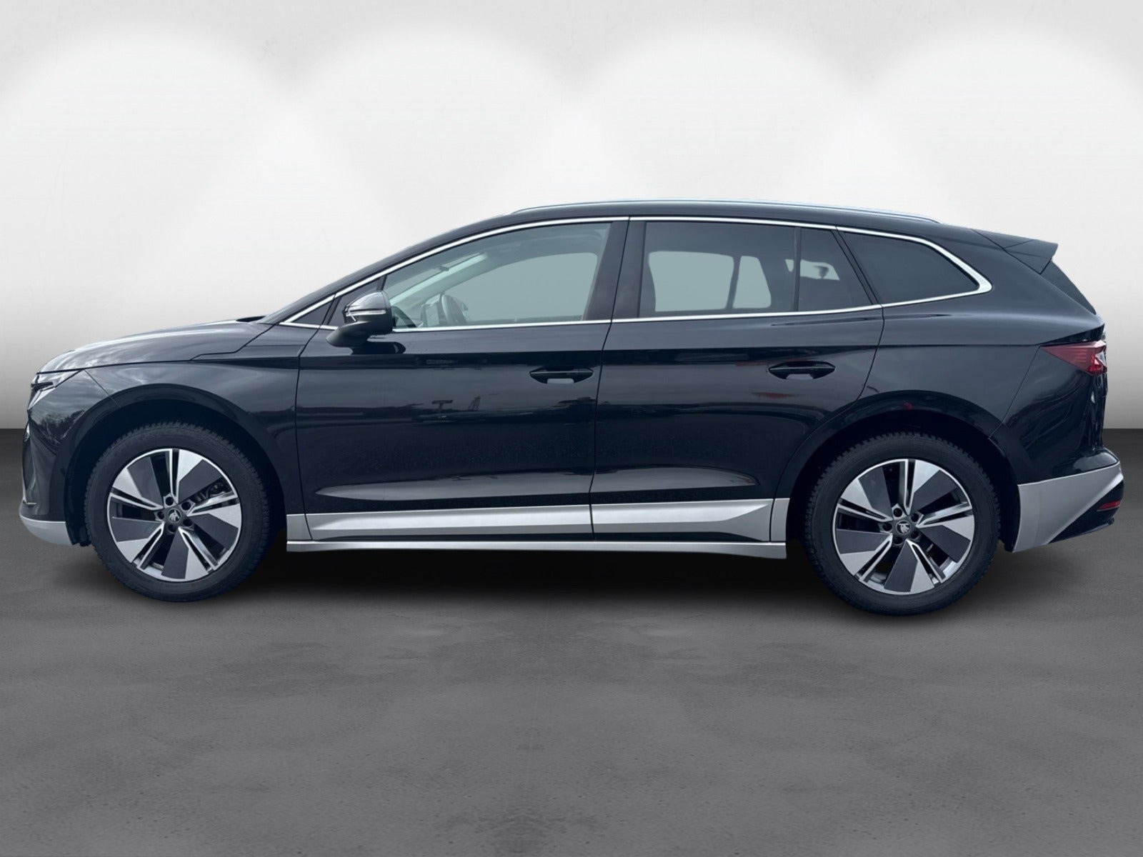 Sort Skoda Enyaq fra 2026