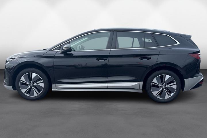 Sort Skoda Enyaq fra 2026