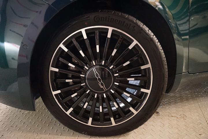 undefined Fiat 500e fra 2023
