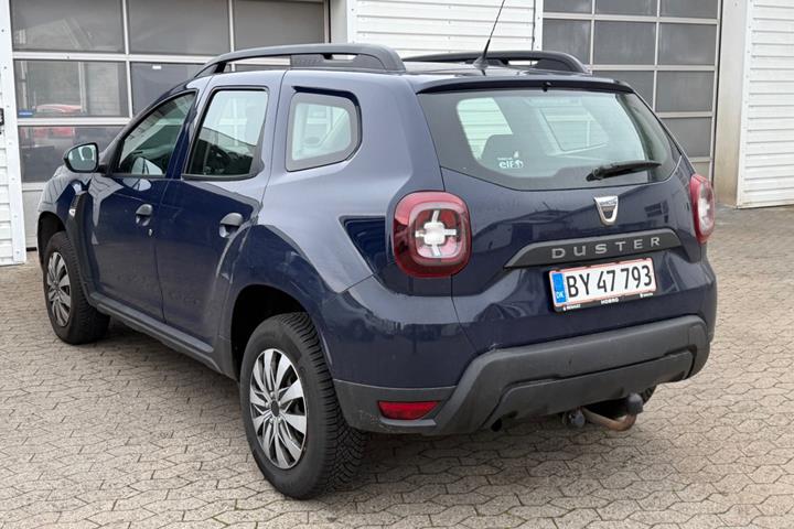 Blå Dacia Duster fra 2018