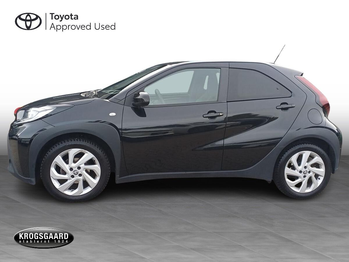 Sort Toyota Aygo X fra 2025