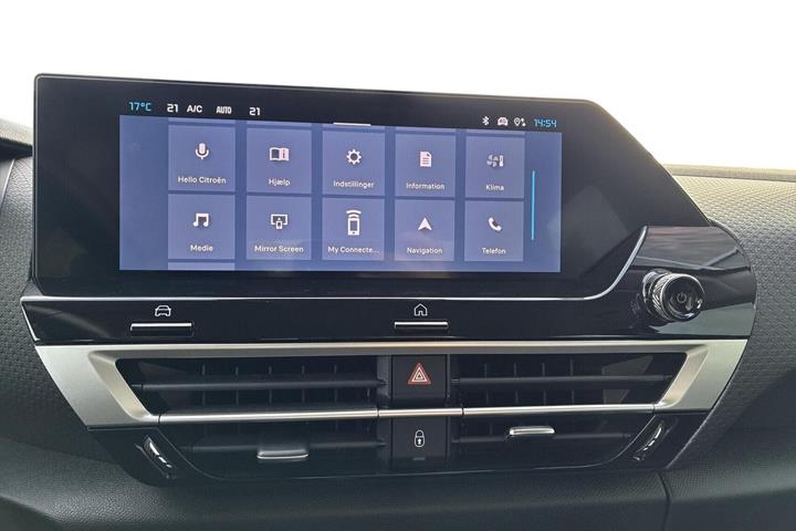 Grå Citroën ë-C4 X fra 2024