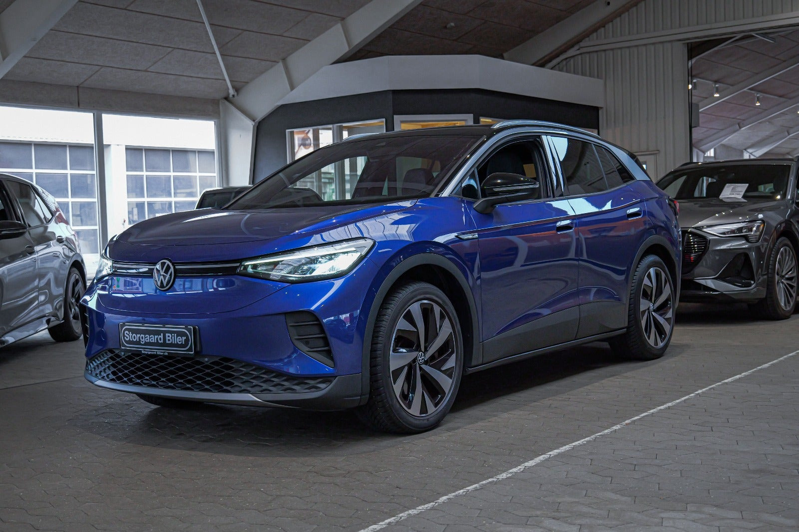 Blå VW ID.4 fra 2021