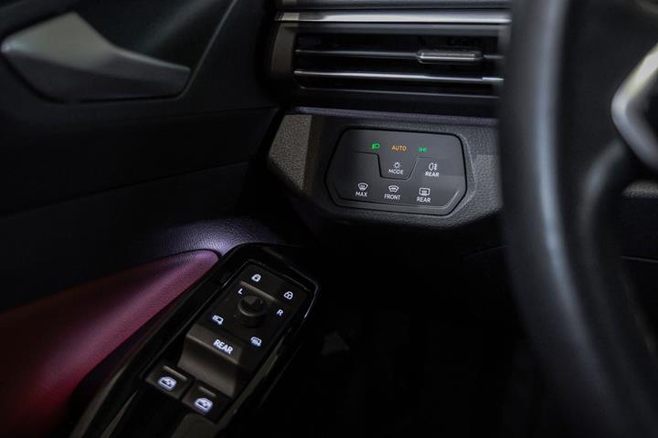 Blå VW ID.4 fra 2021