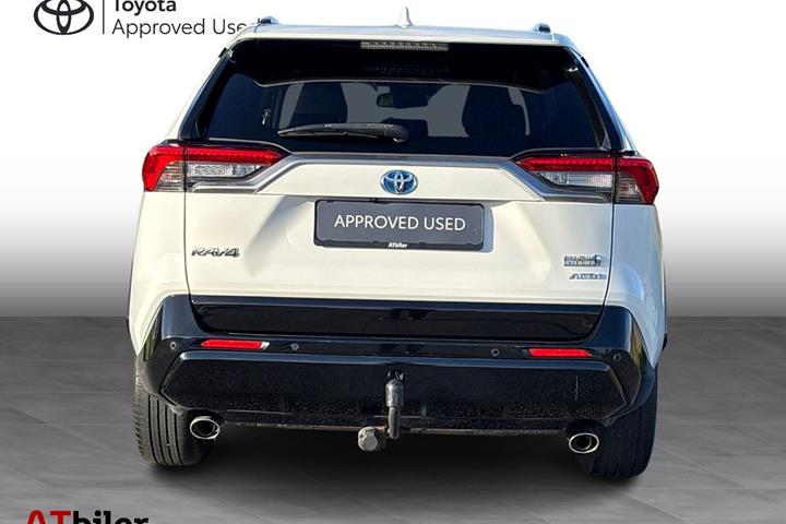Hvid Toyota RAV4 Plug-in fra 2021
