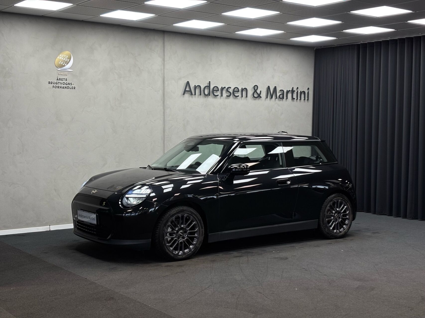 Sort Mini Cooper fra 2024
