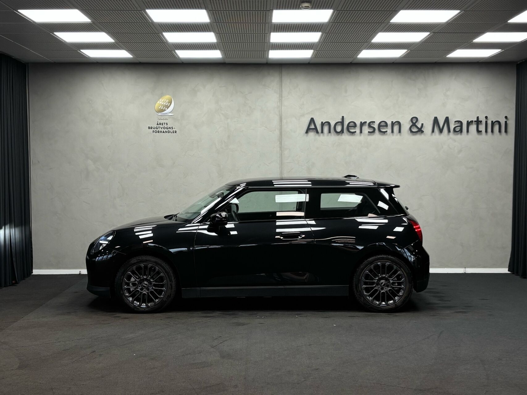 Sort Mini Cooper fra 2024