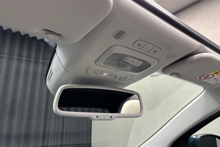 Blå Fiat 500e fra 2024