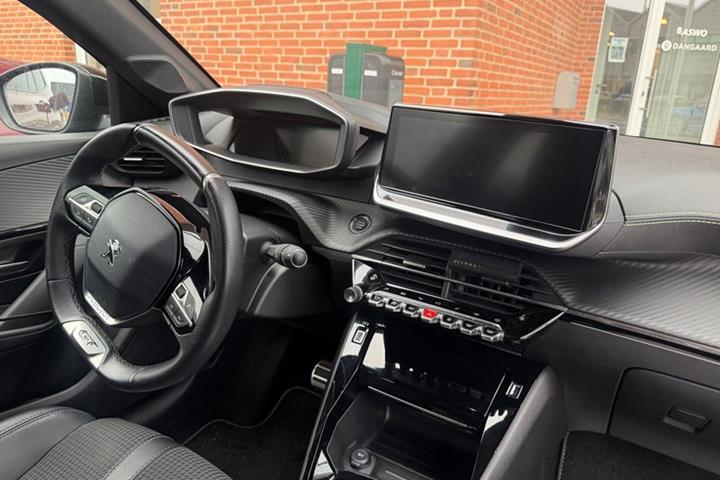 undefined Peugeot 208 fra 2023