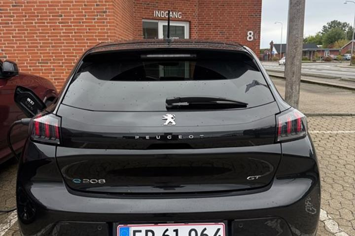 undefined Peugeot 208 fra 2023