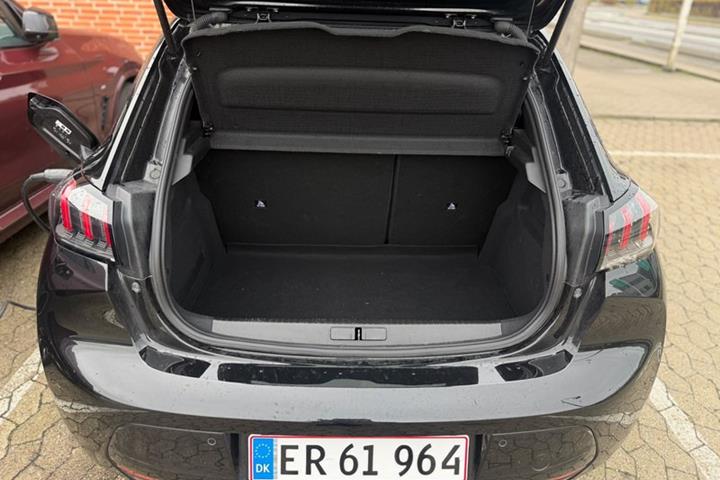 undefined Peugeot 208 fra 2023