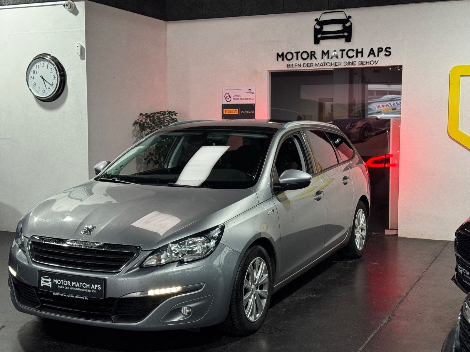 Peugeot 308 1,6 BlueHDi 120 Allure Sky