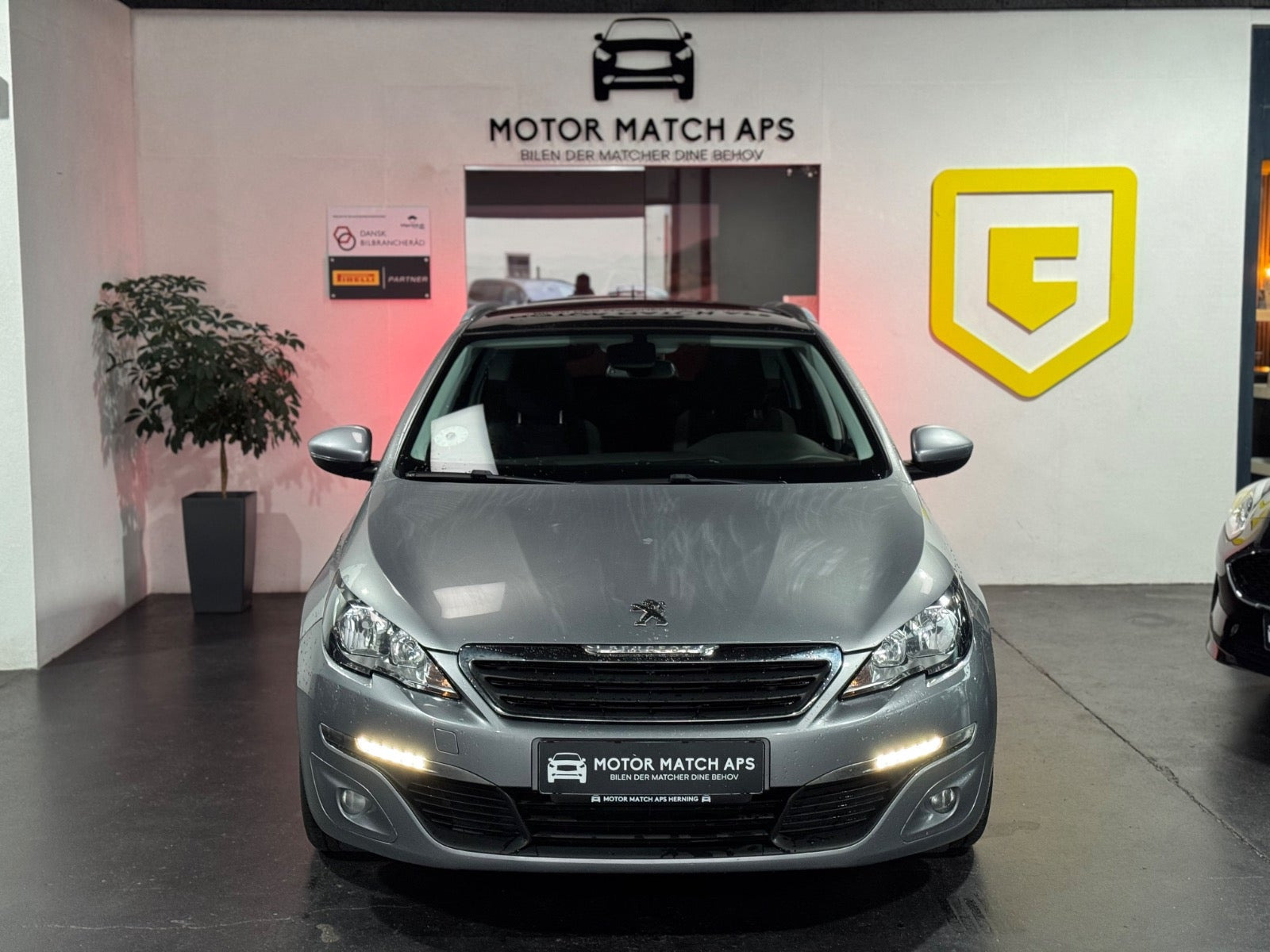 undefined Peugeot 308 fra 2016
