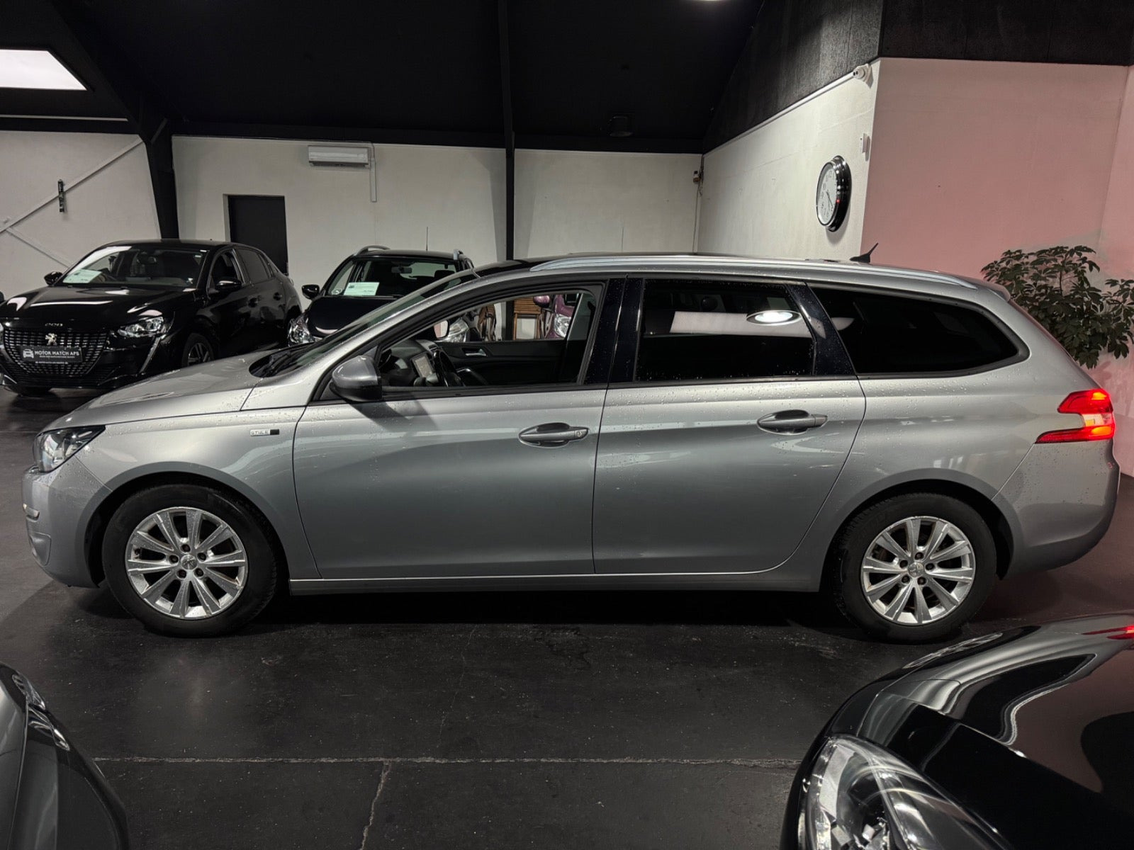 undefined Peugeot 308 fra 2016