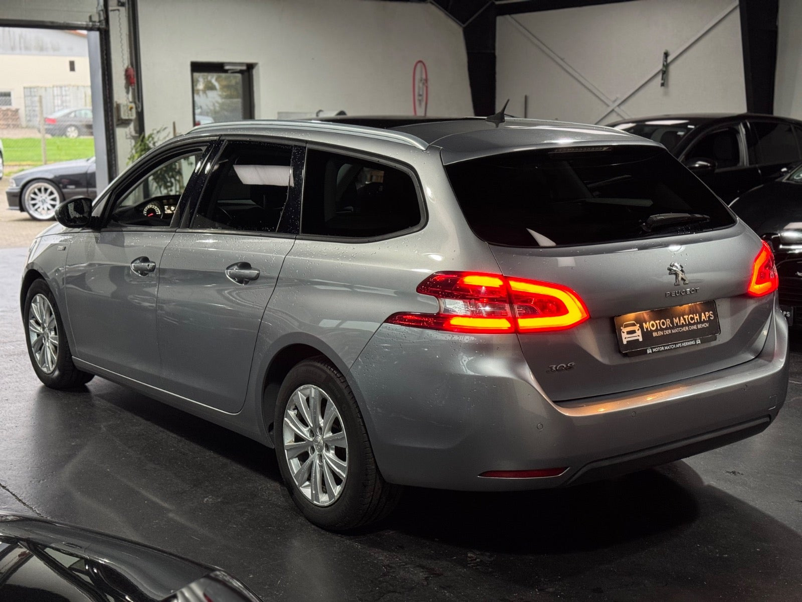 undefined Peugeot 308 fra 2016