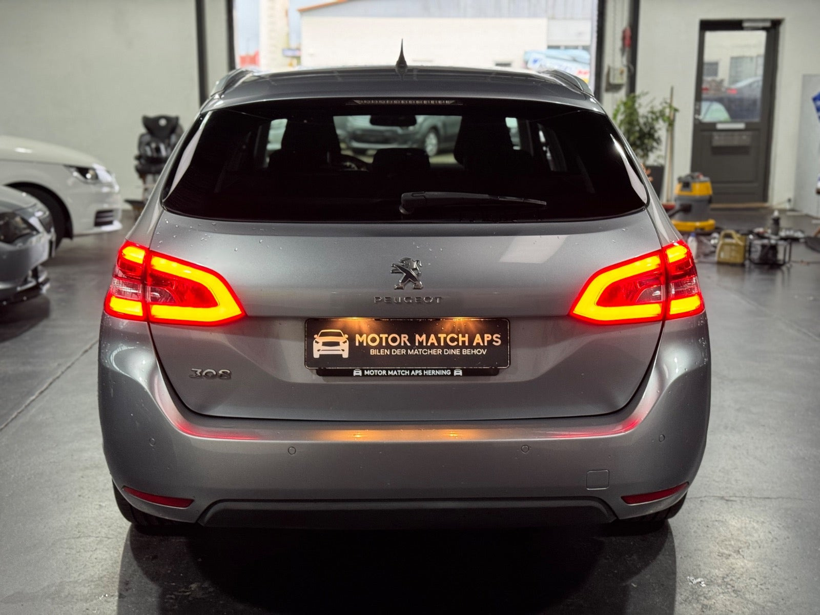 undefined Peugeot 308 fra 2016