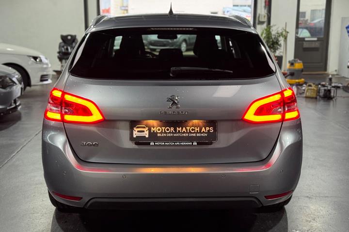 undefined Peugeot 308 fra 2016