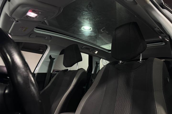 undefined Peugeot 308 fra 2016