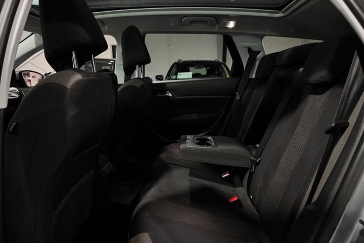 undefined Peugeot 308 fra 2016