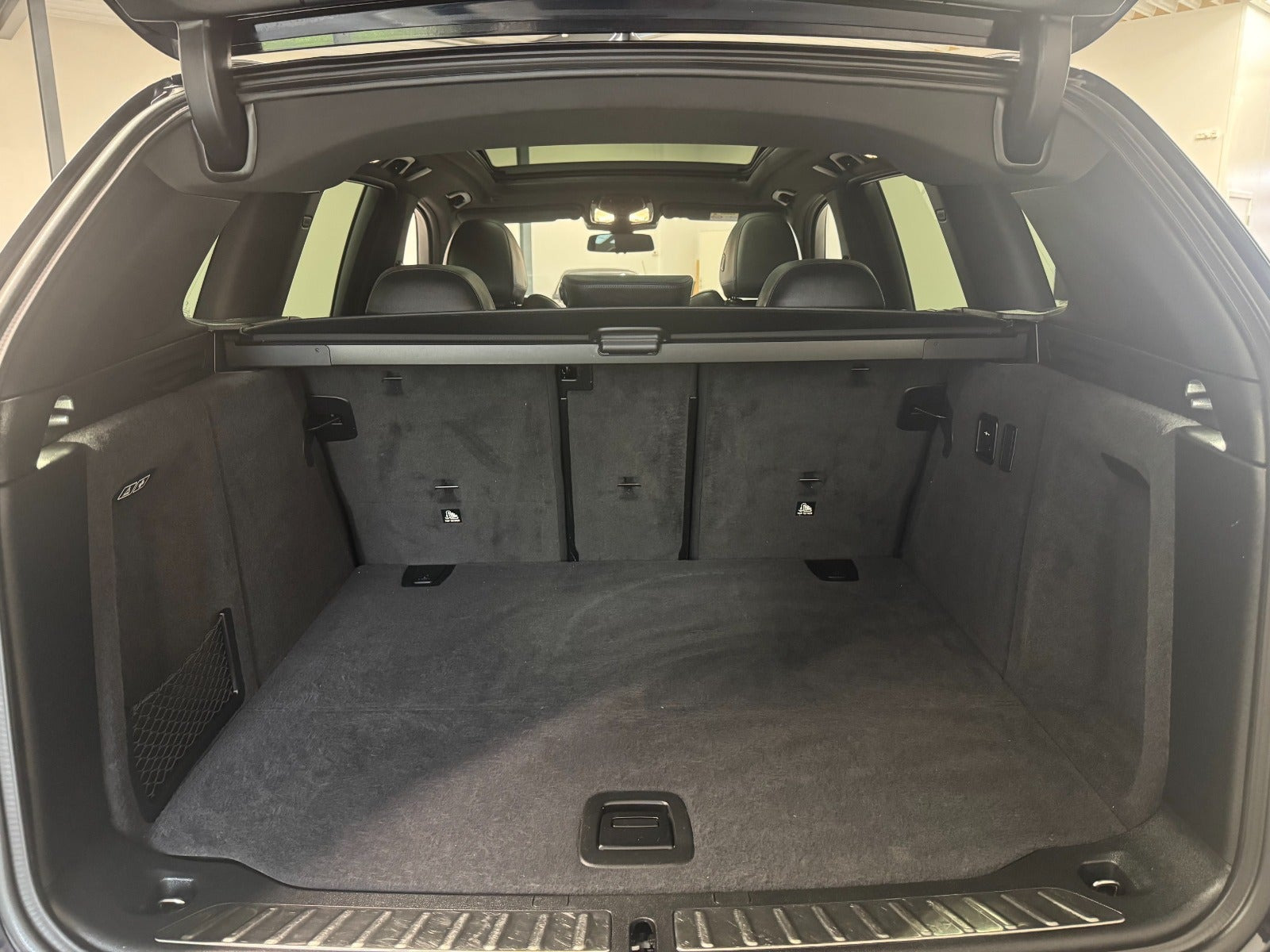 Sort BMW iX3 fra 2023