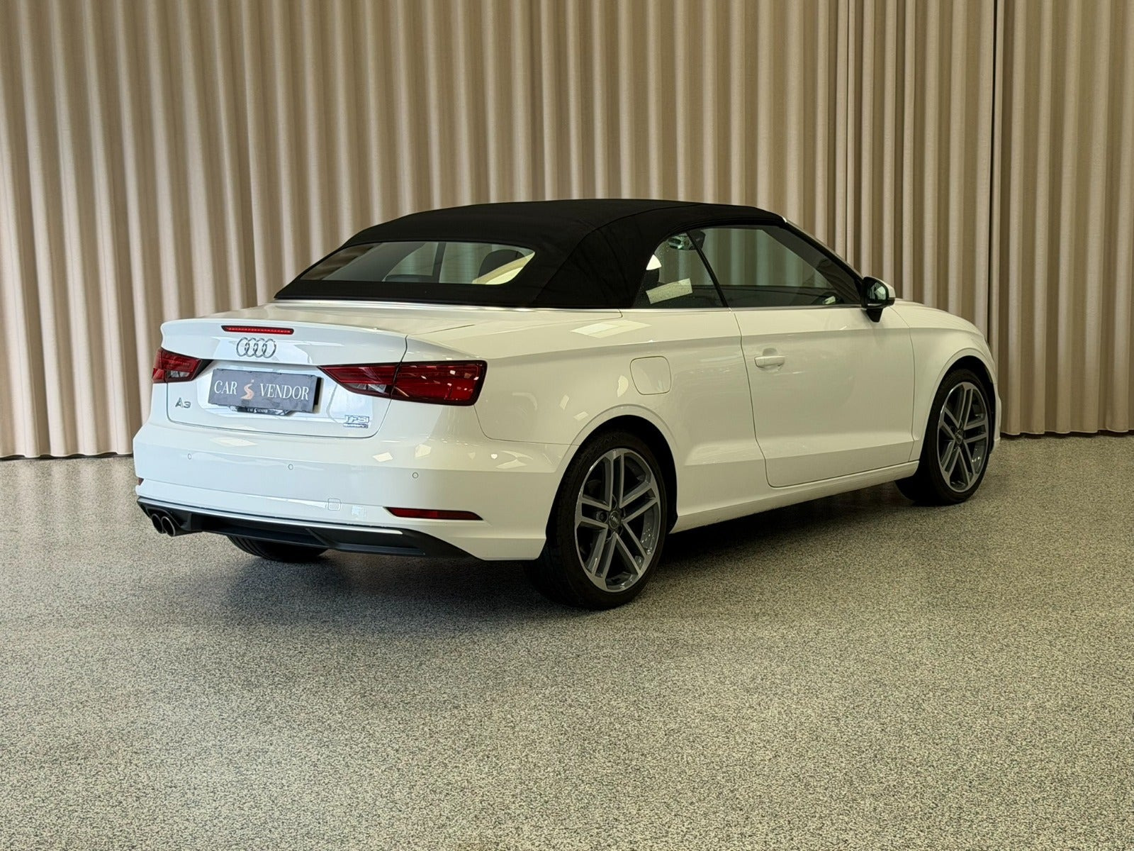 Hvid Audi A3 fra 2017