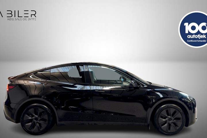 undefined Tesla Model Y fra 2024