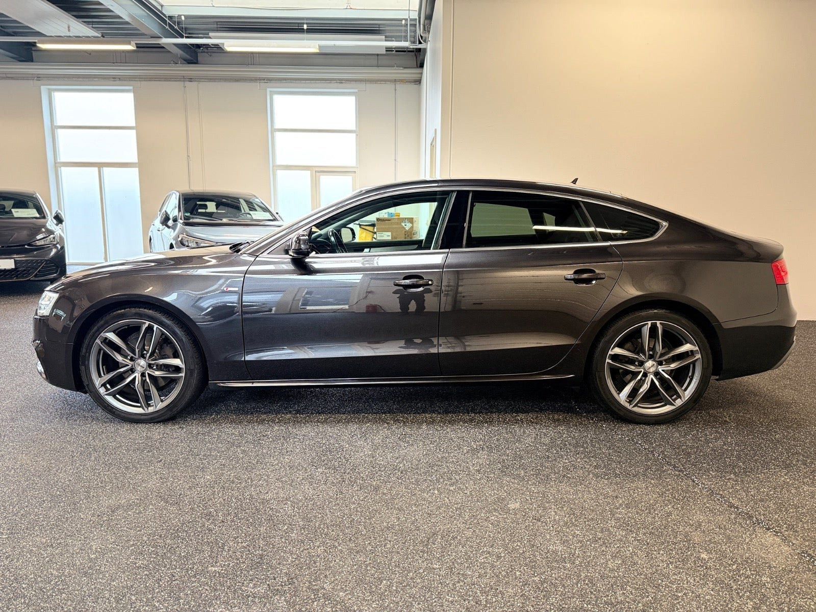 Sort Audi A5 fra 2016