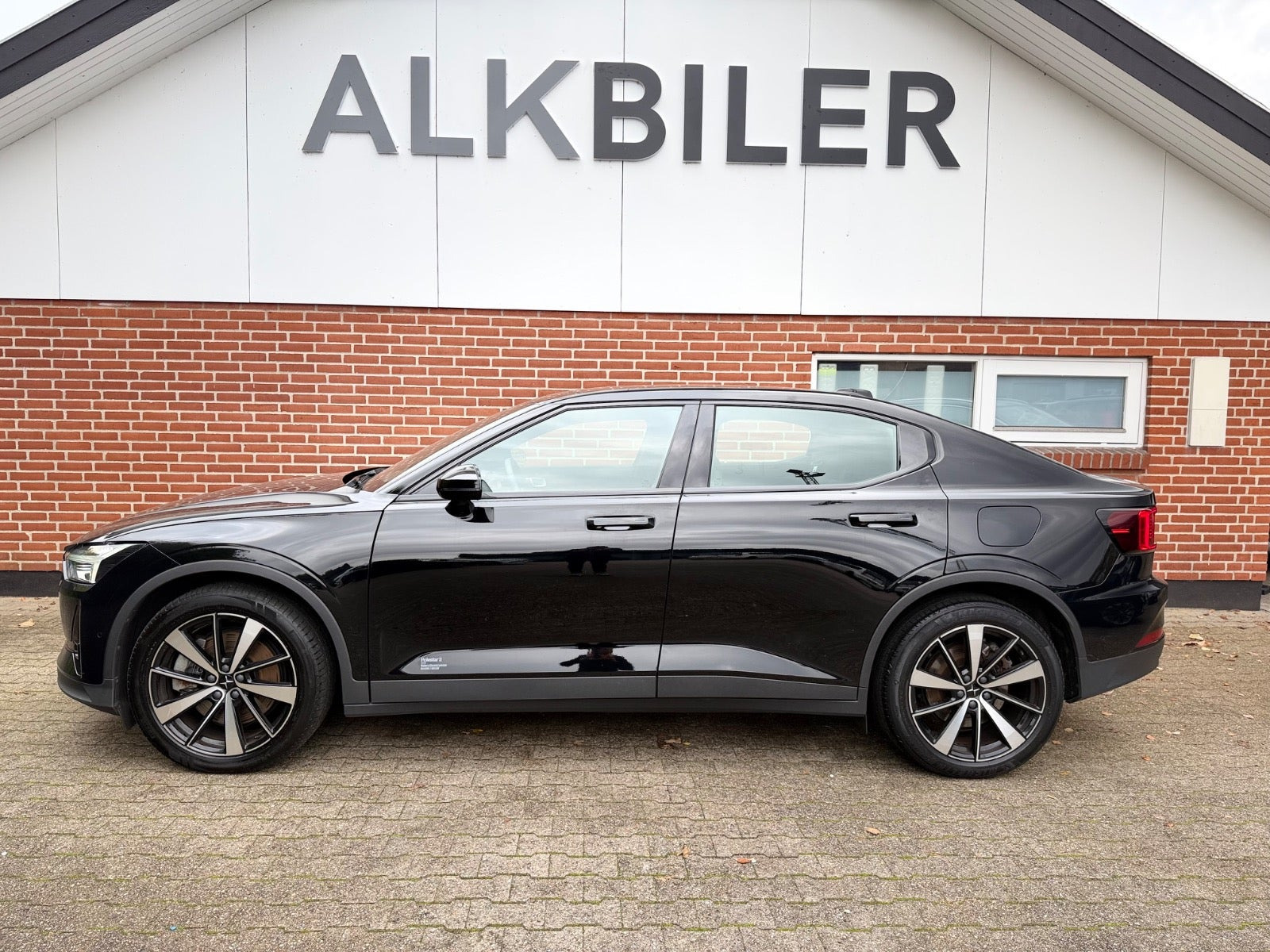 Sort Polestar 2 fra 2022