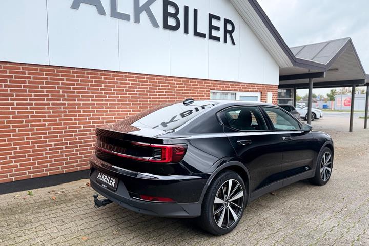 Sort Polestar 2 fra 2022