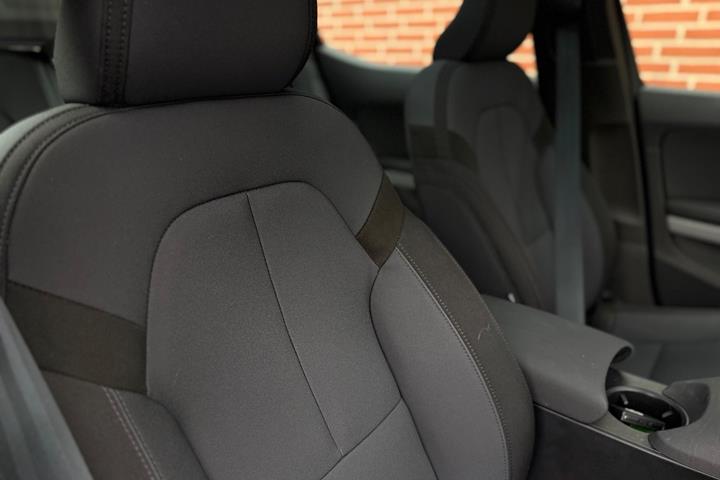 Sort Polestar 2 fra 2022
