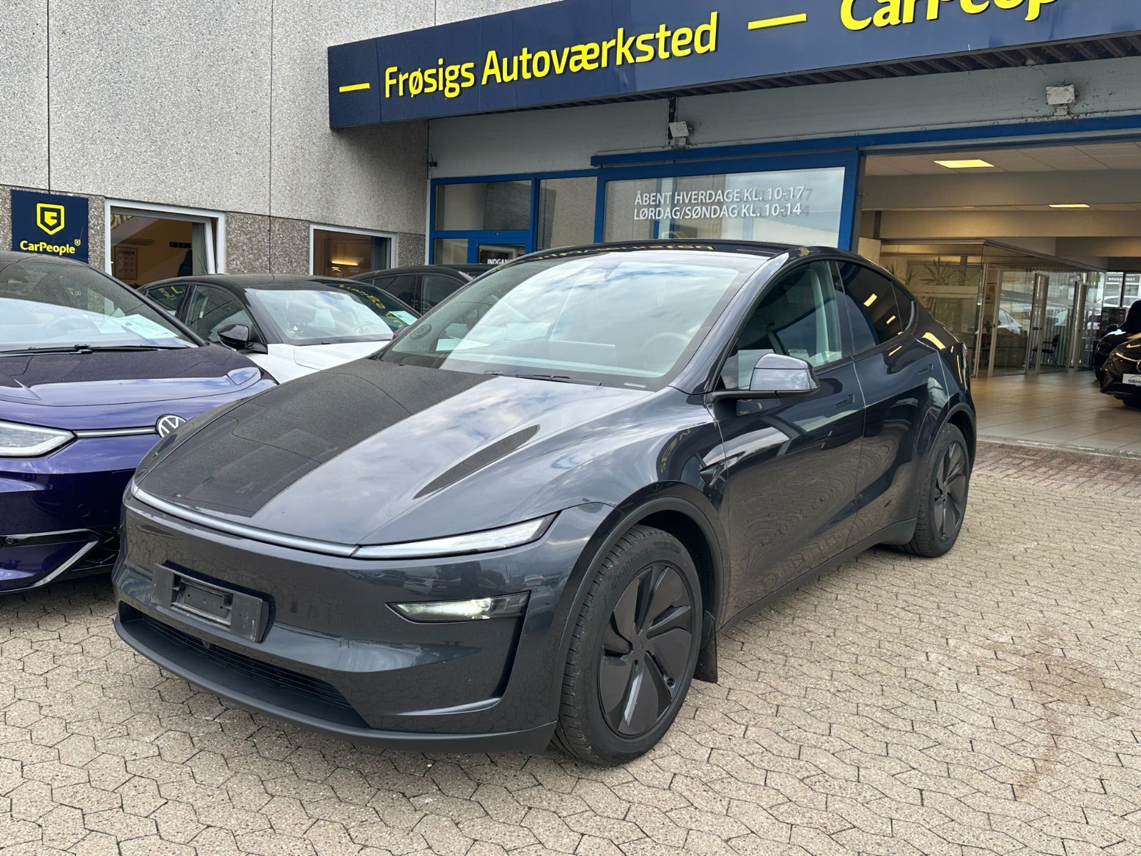 Tesla Model Y Premium Long Range AWD