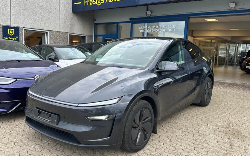 Tesla Model Y Premium Long Range AWD