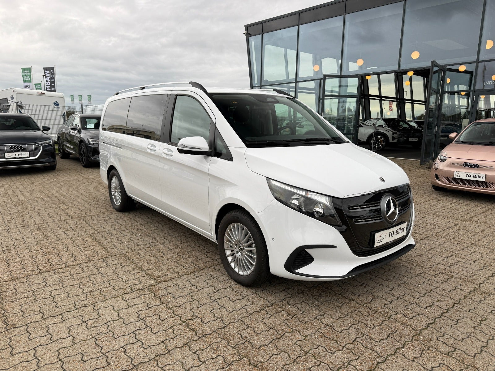 Mercedes EQV300 L