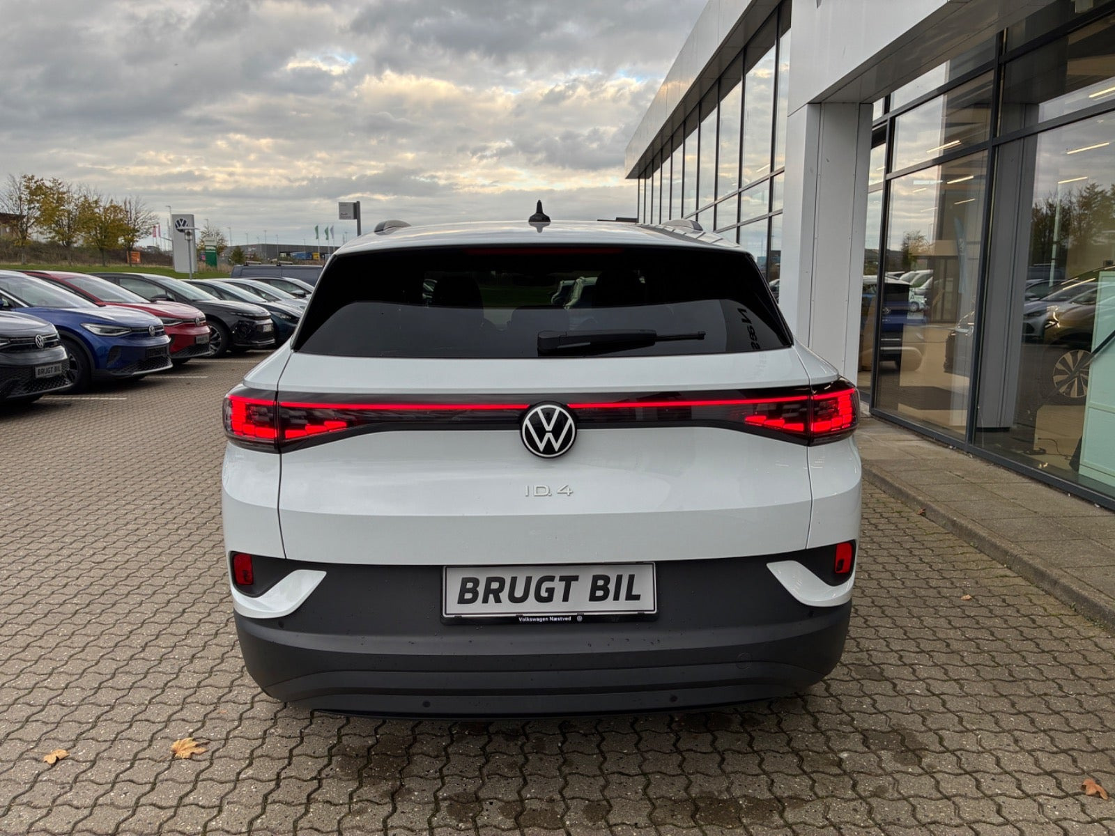 Hvid VW ID.4 fra 2025