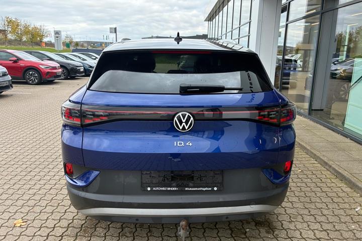 Blå VW ID.4 fra 2023