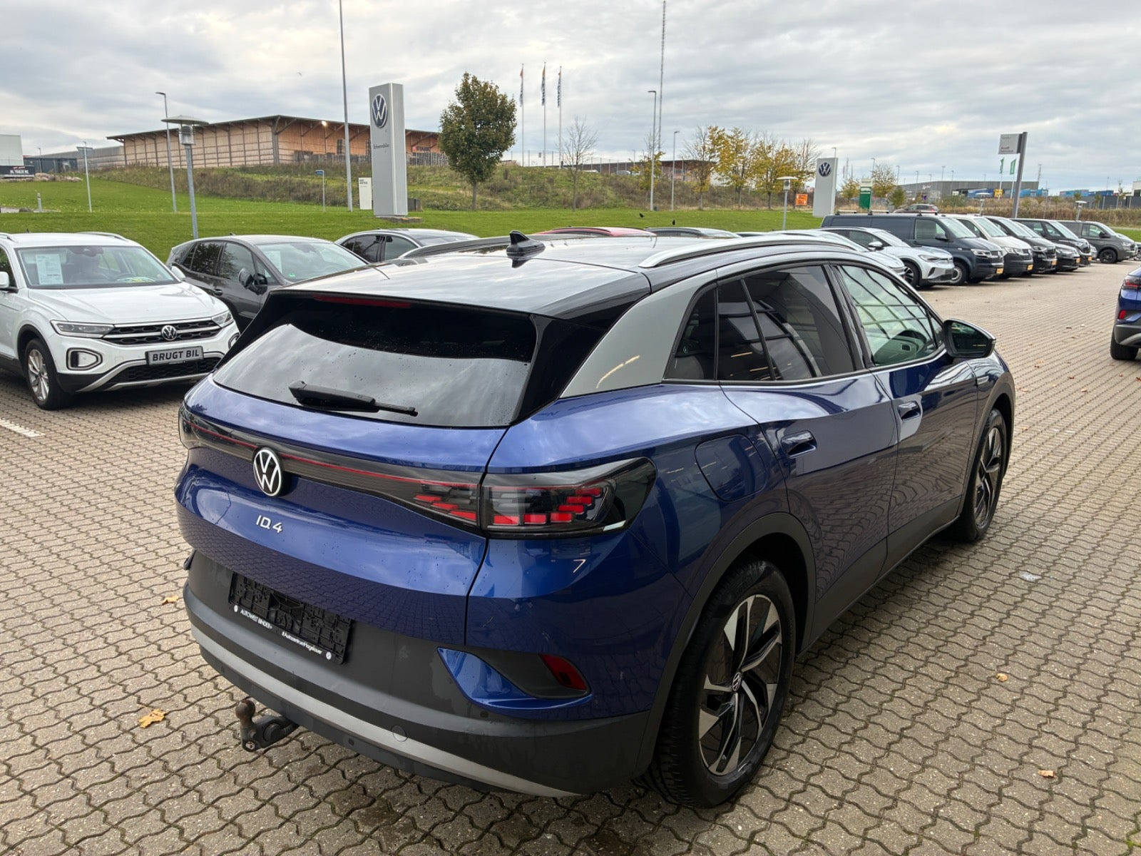 Blå VW ID.4 fra 2023