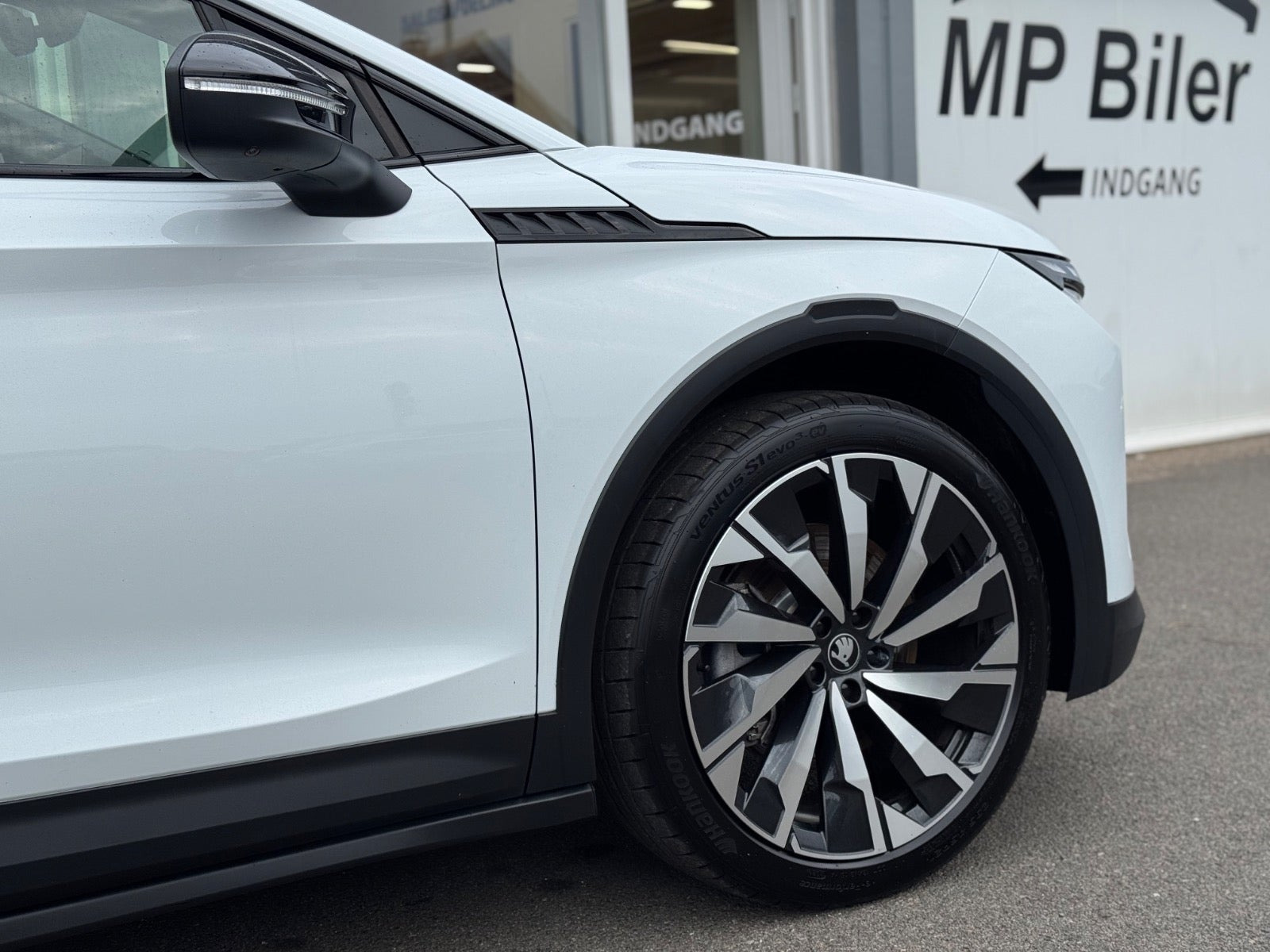 Hvid Skoda Elroq fra 2025