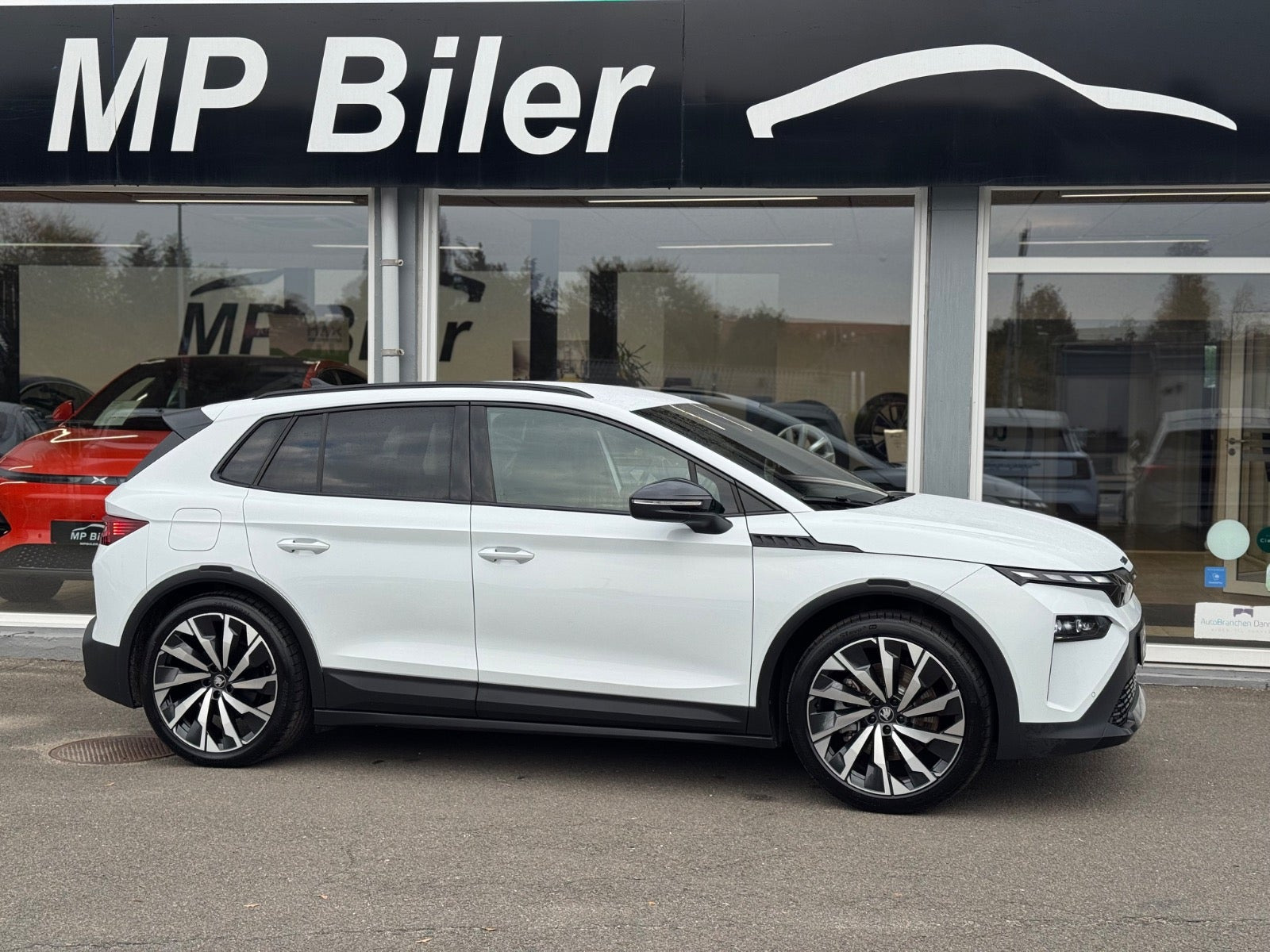 Hvid Skoda Elroq fra 2025