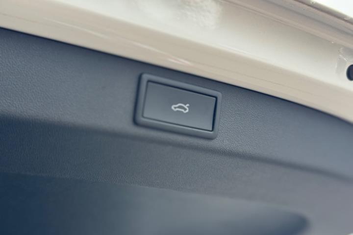 Hvid Skoda Elroq fra 2025